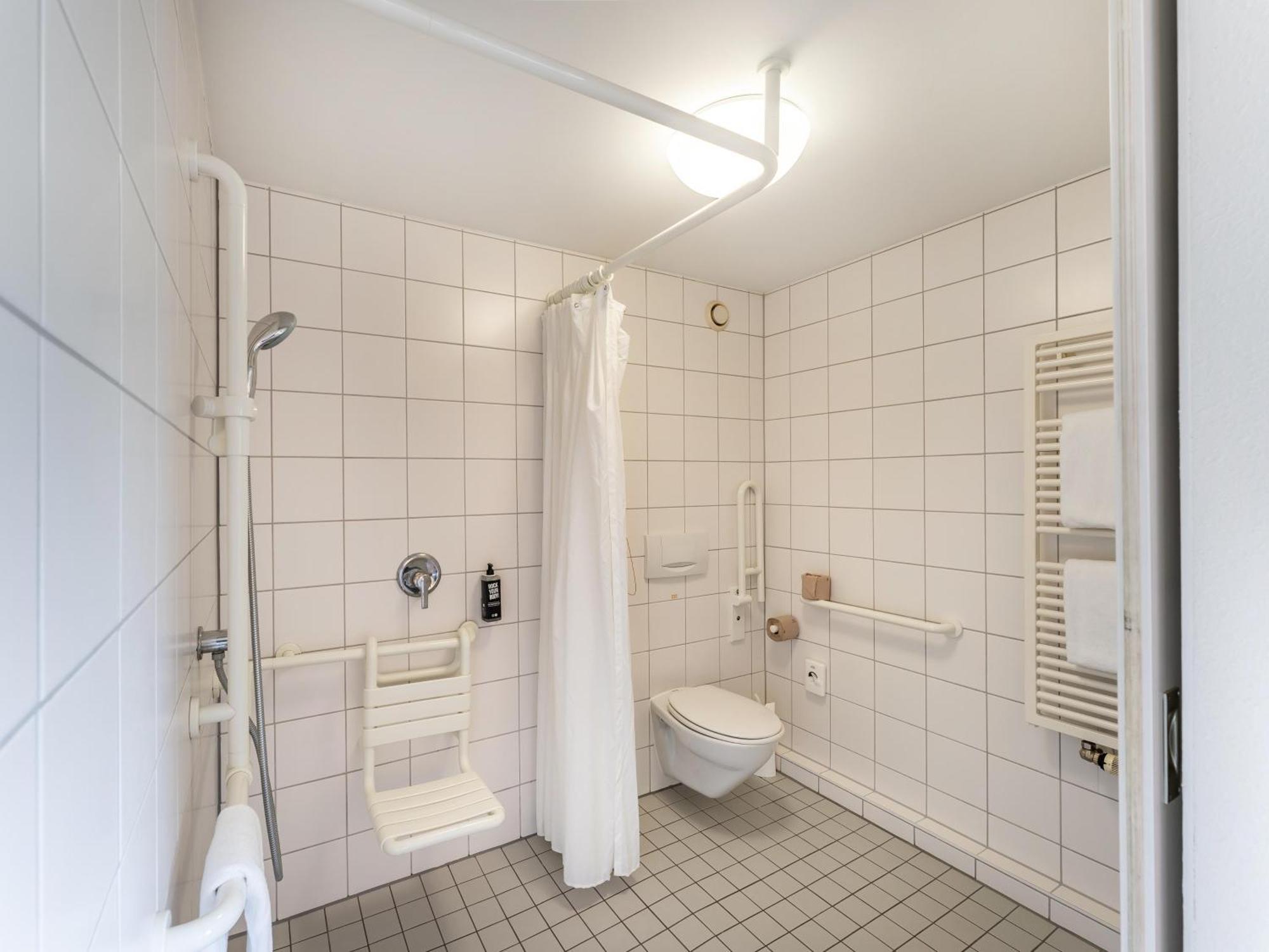 B&B Hotel Koeln-Porz Exteriör bild