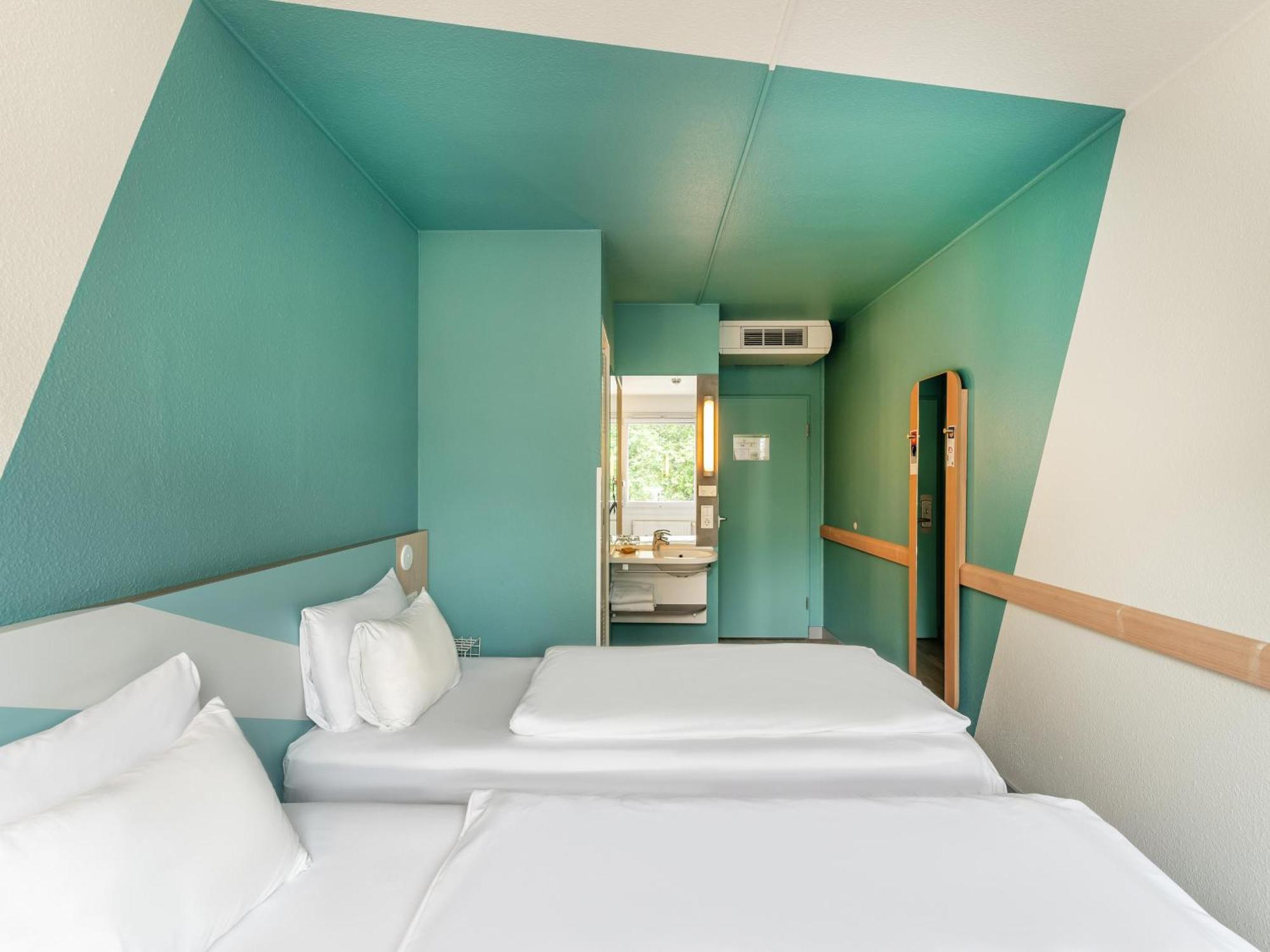 B&B Hotel Koeln-Porz Exteriör bild
