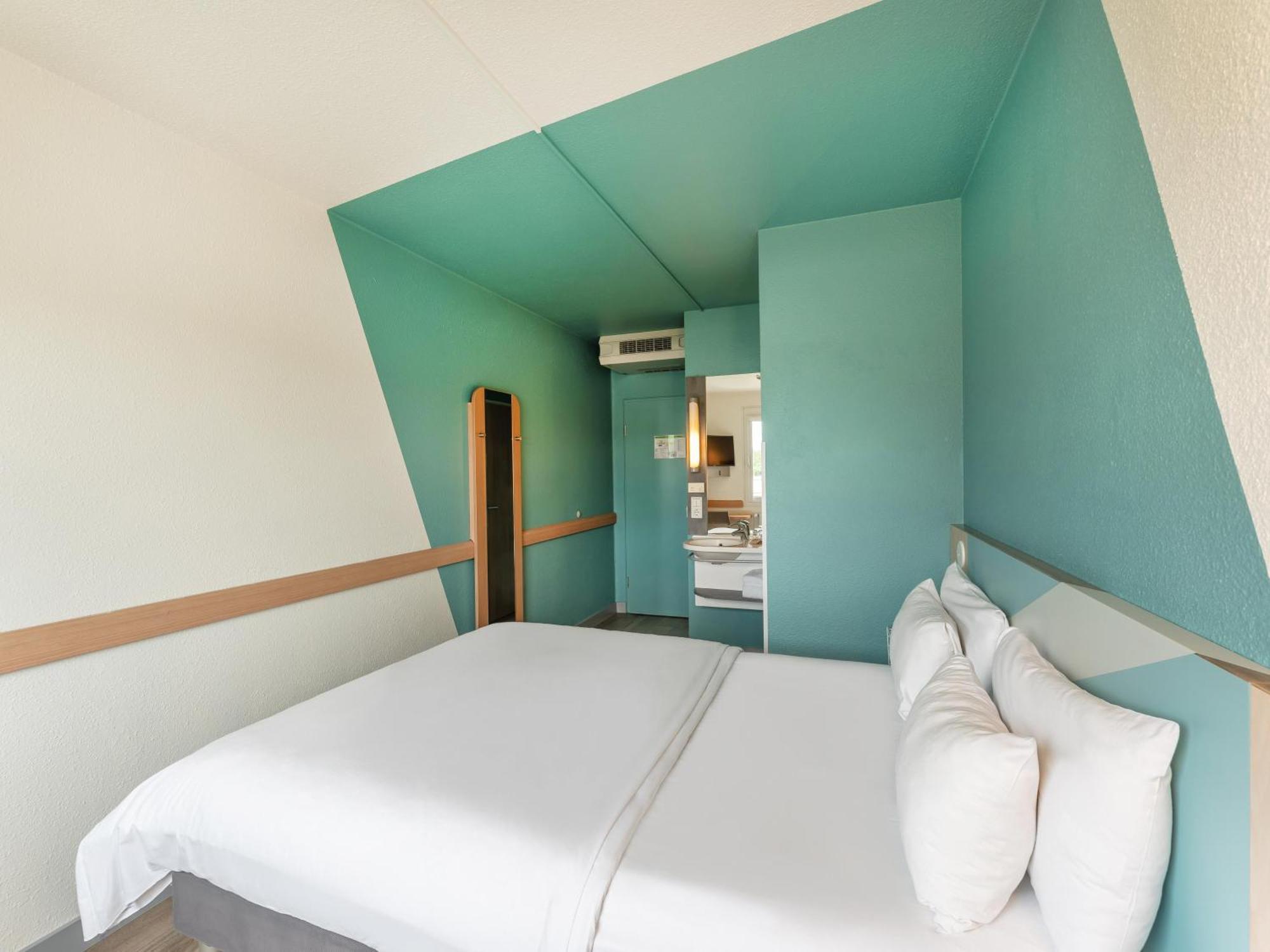 B&B Hotel Koeln-Porz Exteriör bild